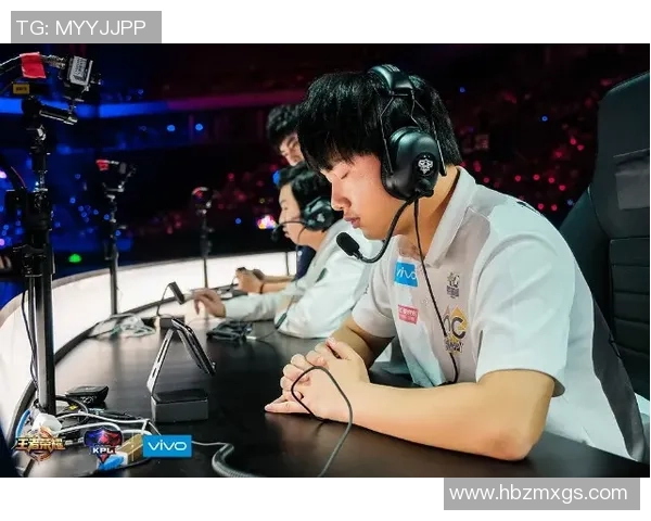 深度对话：杨静如何在英雄联盟中书写自己的传奇人生